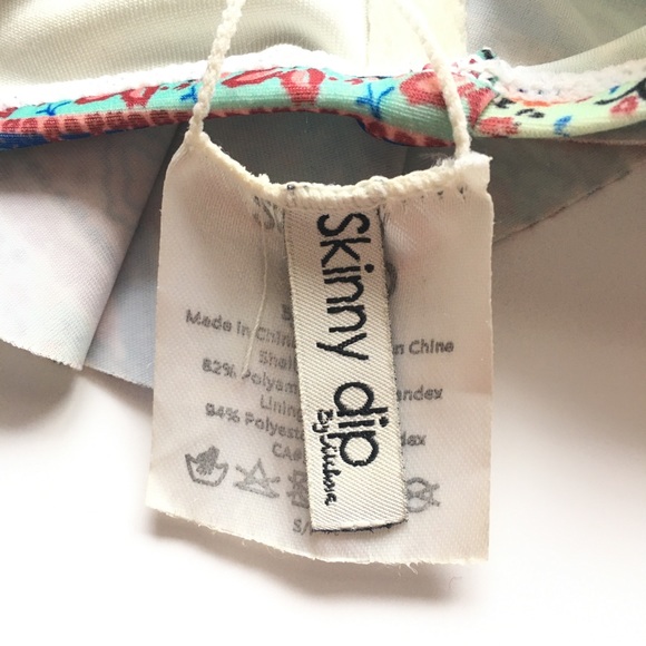 Multicolour Skinny dip bikini top in small - Picture 6 of 7